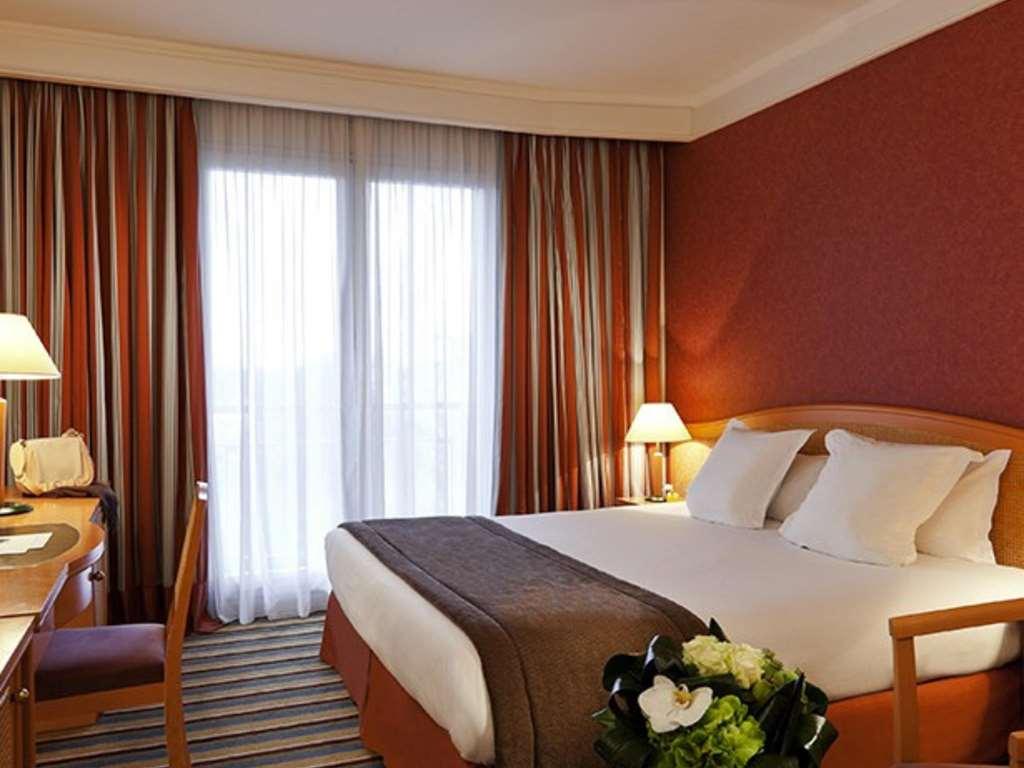 Hotel Barriere Le Grand Hotel Enghien-Les-Bains Bilik gambar